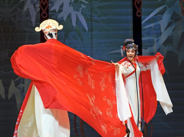 Atores de ópera tradicional chinesa — Fotografia de Stock