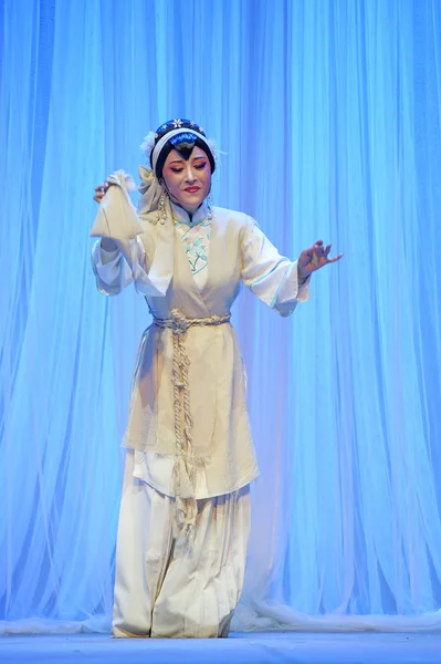 Παραδοσιακής αρκετά κινεζικής όπερας ηθοποιός — Φωτογραφία Αρχείου