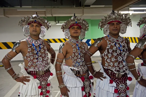 Sri Lankas traditionella dansare — Stockfoto