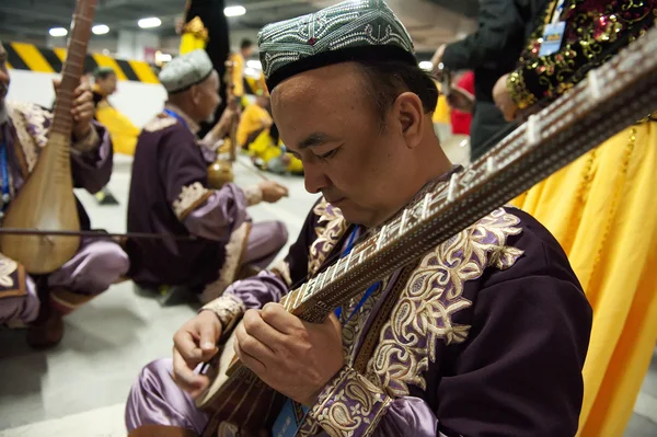 Uighur Maixirefu folk musician — Stock Photo, Image