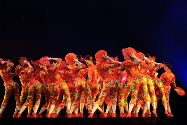 Čínští lidoví tanečníci — Stock fotografie