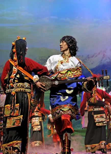 藏族民族舞者 — 图库照片