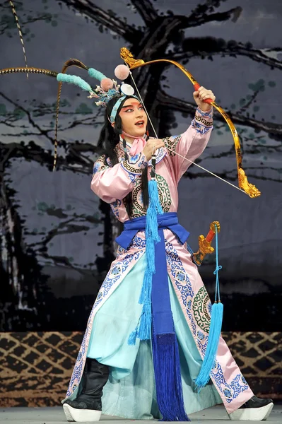 stock image Chinese traditional opera actor with theatrical costume