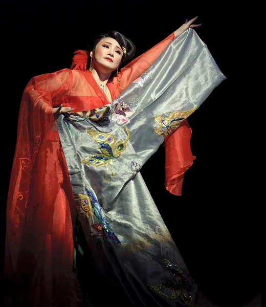 Piuttosto cinese tradizionale attrice d'opera cinese — Foto Stock