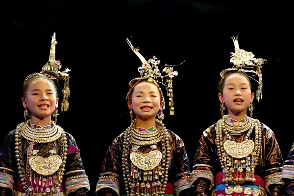 Çin Halk müziği: Dong harika şarkı — Stok fotoğraf