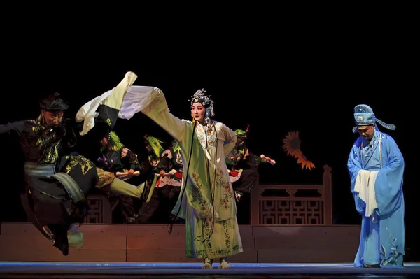 Mulian Drama der chinesischen Qi-Opern-Schauspieler — Stockfoto