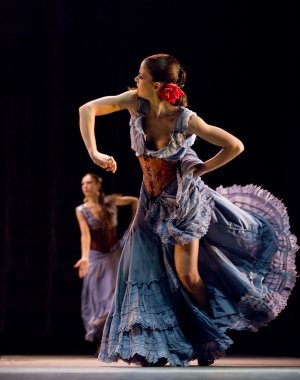 İspanyol flamenko dansçısı