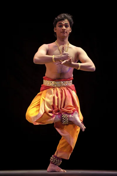 Indian Kalakshetra dancer — Stock Photo, Image