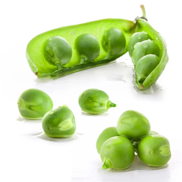 Fresh green pea pod and peas — Stock Photo, Image