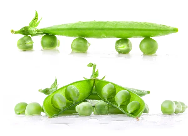 若い緑エンドウ豆の鞘とエンドウ豆 — ストック写真