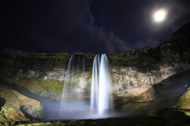 Island - Seljalandsfoss clipart