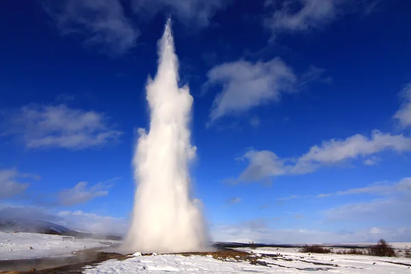 アイスランド - ストロックル間欠泉 — ストック写真