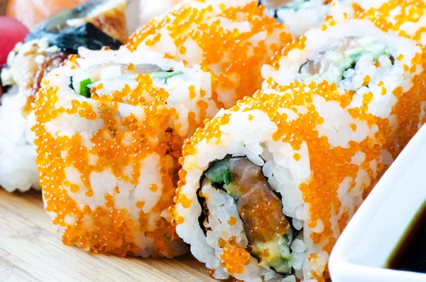 Maki sushi - roll zblízka — Stock fotografie