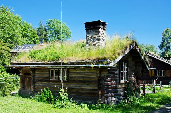 Antigas casas norueguesas do século XVIII — Fotografia de Stock