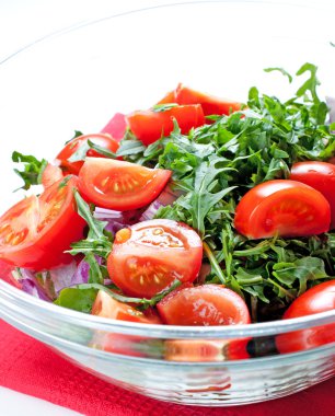 ruccola domates salatası