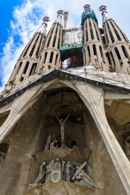 Sagrada familia editoryal