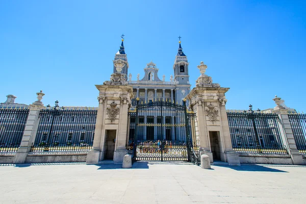 Puerta del Palacio Real — Foto de Stock