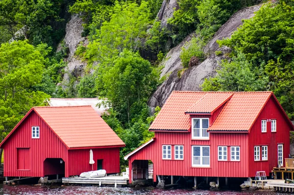 Två röda hus — Stockfoto