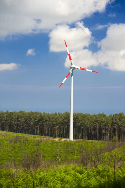 エネルギー、白い風車 — ストック写真