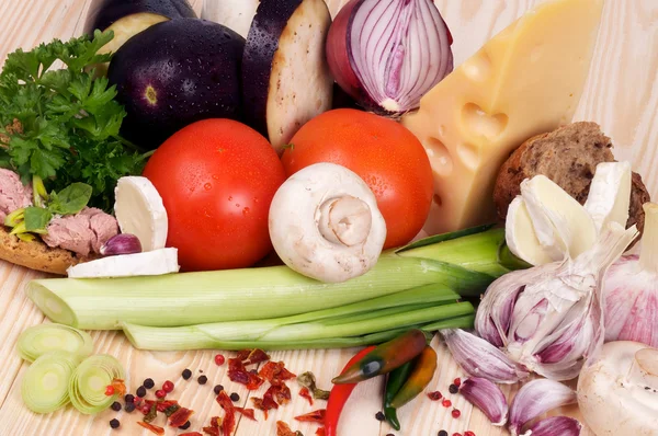 Ingredienser av enkla måltider — Stockfoto