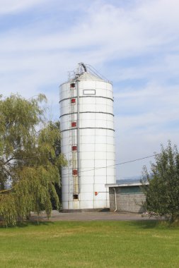 Grain Silo clipart