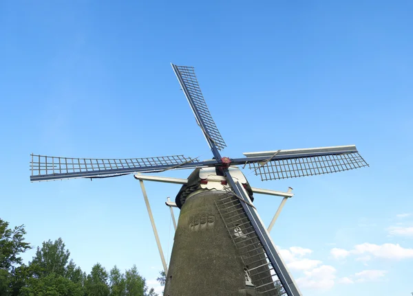 Mulino a vento olandese — Foto Stock