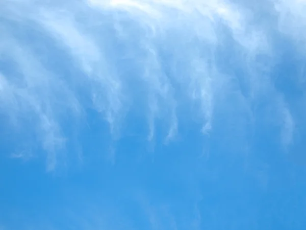 Cielo fondo con nubes. — Foto de Stock