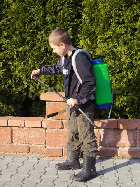 Boy prepared sprayer — Stock Photo, Image