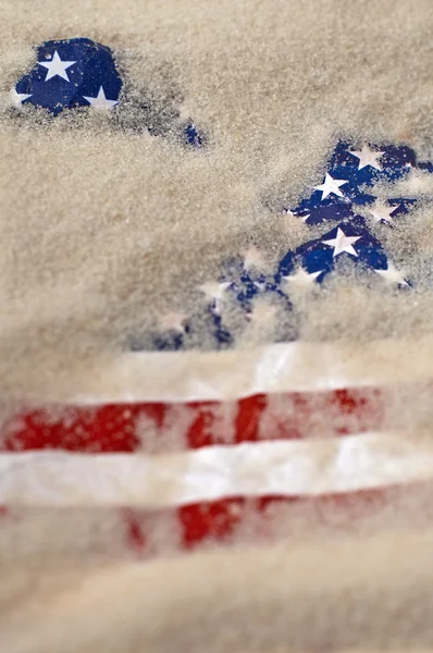 Bandeira americana enterrada — Fotografia de Stock