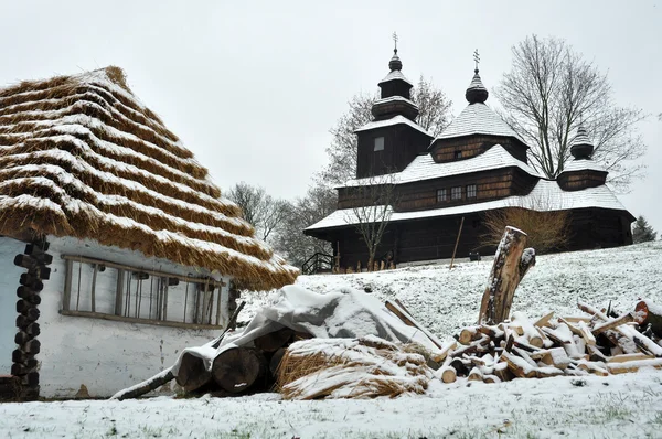 Igreja de madeira histórica — Fotografia de Stock