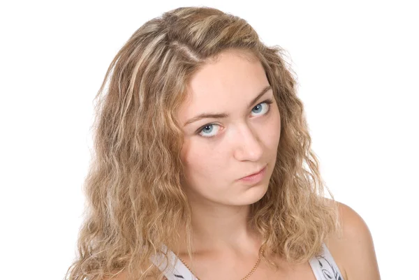 Portret van mooie jonge blonde met gecomprimeerde lippen — Stockfoto