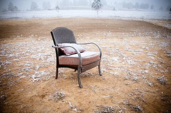 Snowy Vintage Chair — Stock Photo, Image