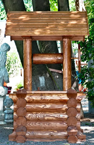 Pozo de madera — Foto de Stock