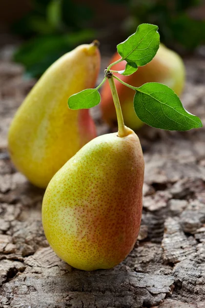 Peras frescas —  Fotos de Stock
