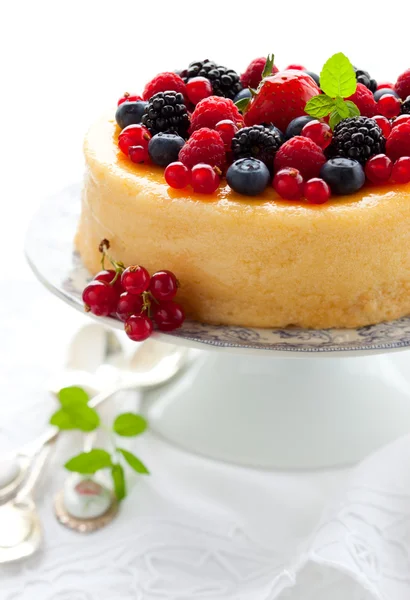 Cheesecake With Berries — Stock Photo, Image