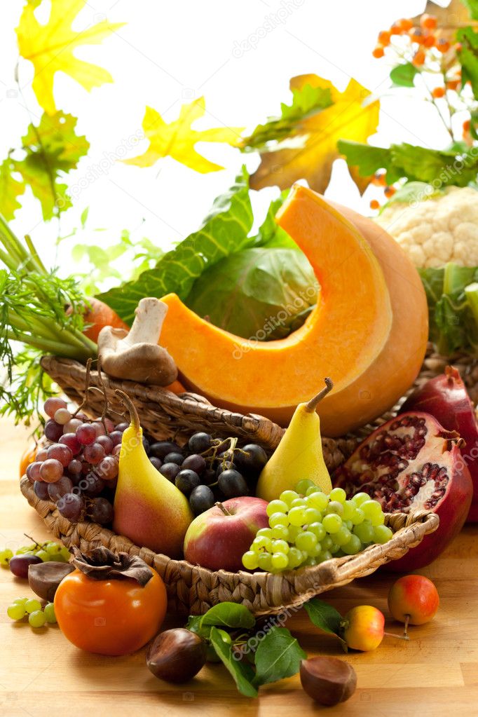 Осенние овощи и фрукты стоковая фотография © sarsmis