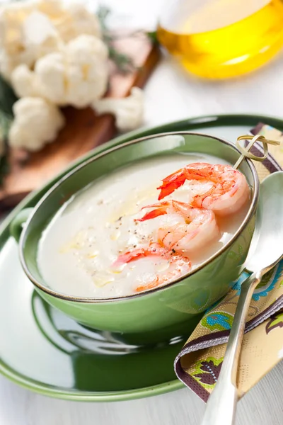 カリフラワーのクリーム スープ — ストック写真