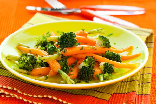 Carrots and broccoli — Stock Photo, Image