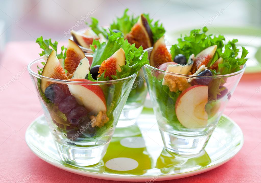 Salad with fruits and cheese