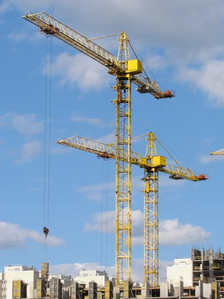Edificios de gran altura en construcción en curso . — Foto de Stock