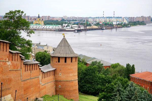 Nizjnij novgorod Kreml och port strelka — Stockfoto