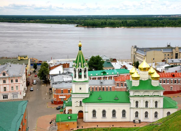 Vista de verano Natividad de la Iglesia John Precursor Nizhny Novgorod — Foto de Stock