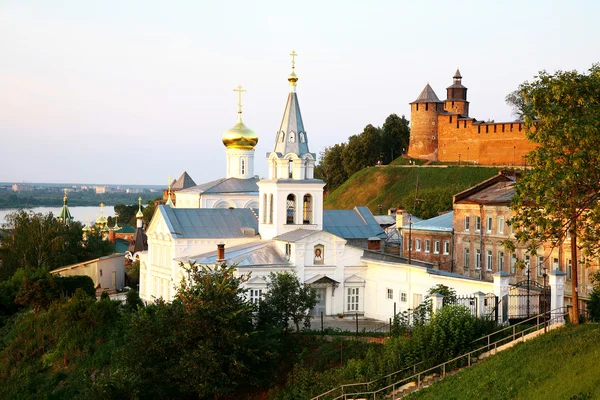 Juli Ansicht Kirche des Propheten Elija nizhny novgorod russland — Stockfoto