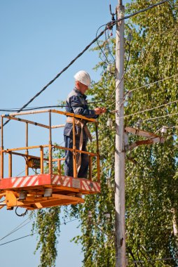 Elektrik tesisatçısı onarım elektrik şebekesi