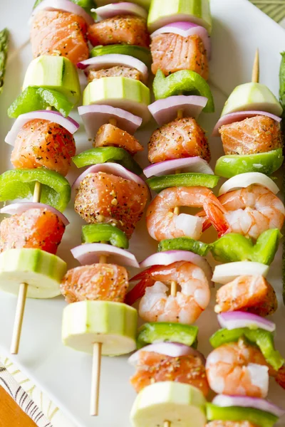 Salmon and Shrimp Skwers Prepped for BBQ — Stock Photo, Image