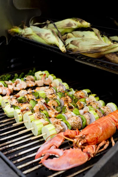 Seafood Barbecue with Cornstalks — Stock Photo, Image