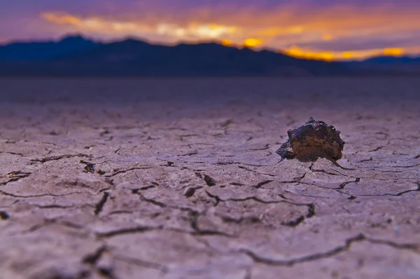 Wyschnięte jezioro w dolinie śmierci — Zdjęcie stockowe