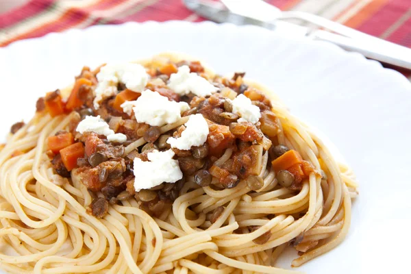Spaghetti mit Linsen lizenzfreie Stockfotos