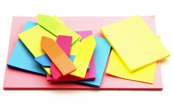 Färgat papper för anteckningar — Stockfoto