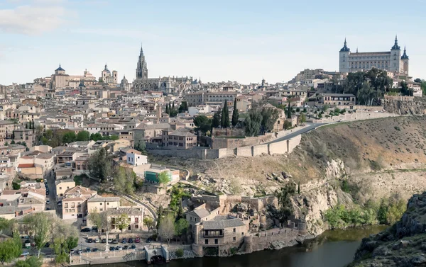Beskåda av den spanska staden Toledo — Stockfoto